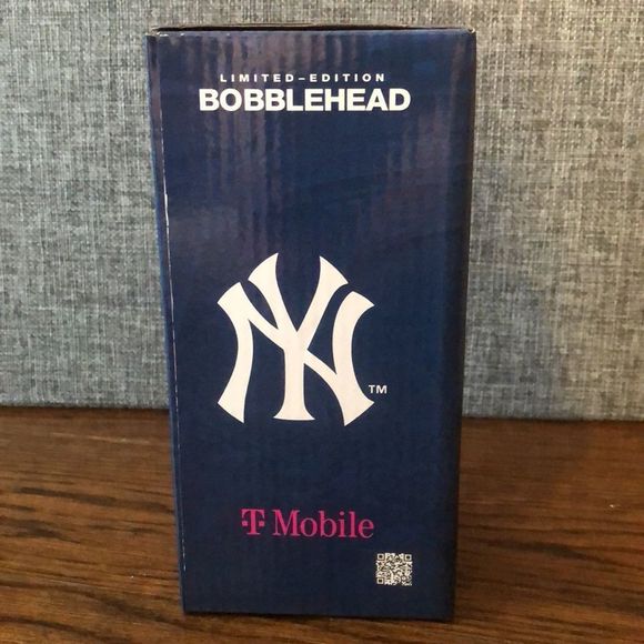 NEW YORK YANKEES AARON JUDGE BOBBLEHEAD NIB SGA 60 Home Runs 2020 - Picture 5 of 11